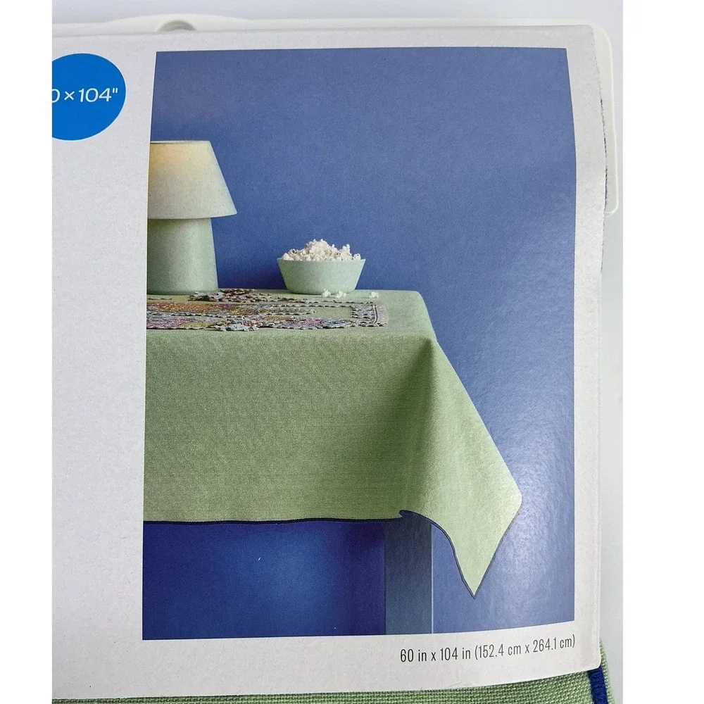 Room‎ Essentials Green Rectangular Tablecloth 60 x 104 Cotton Seats 8–10